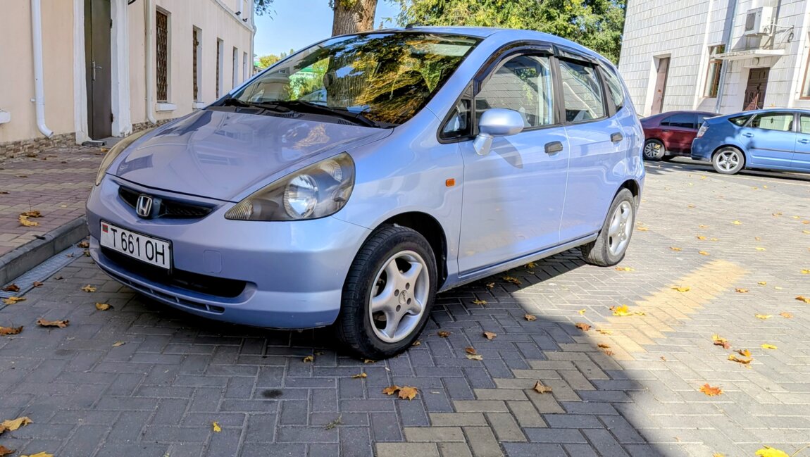 Продам, Обмен - Honda Jazz - Каждый день просто заводится и едет...
