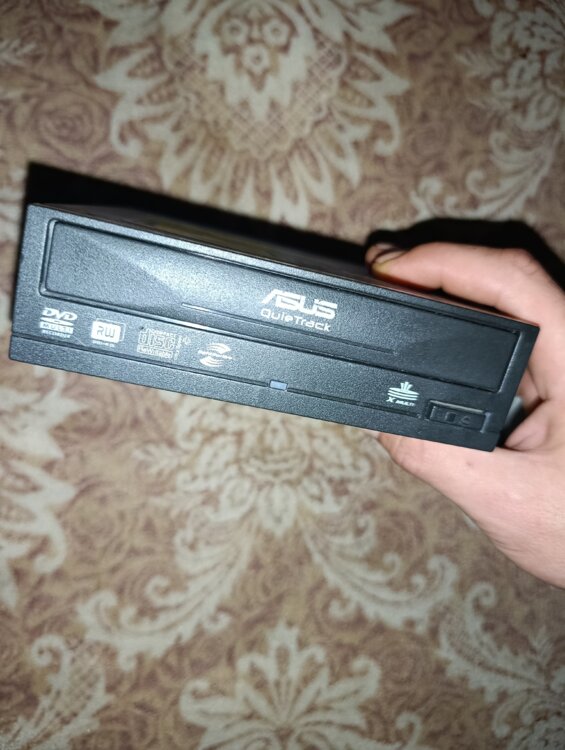 Продам рабочий DVD привод