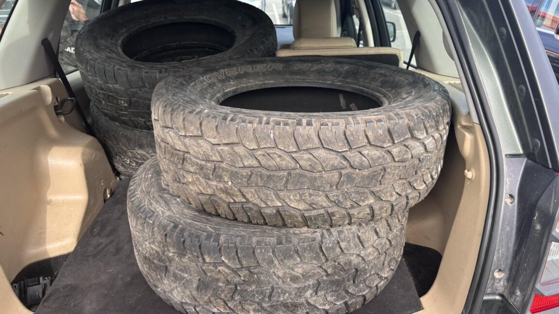 275/65 R18