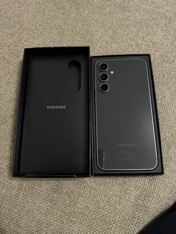 Продам свой Samsung galaxy s23 FE