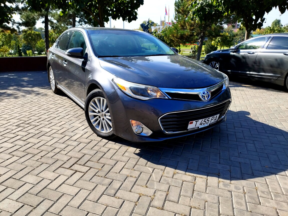 Авалон 2013. гибрид.