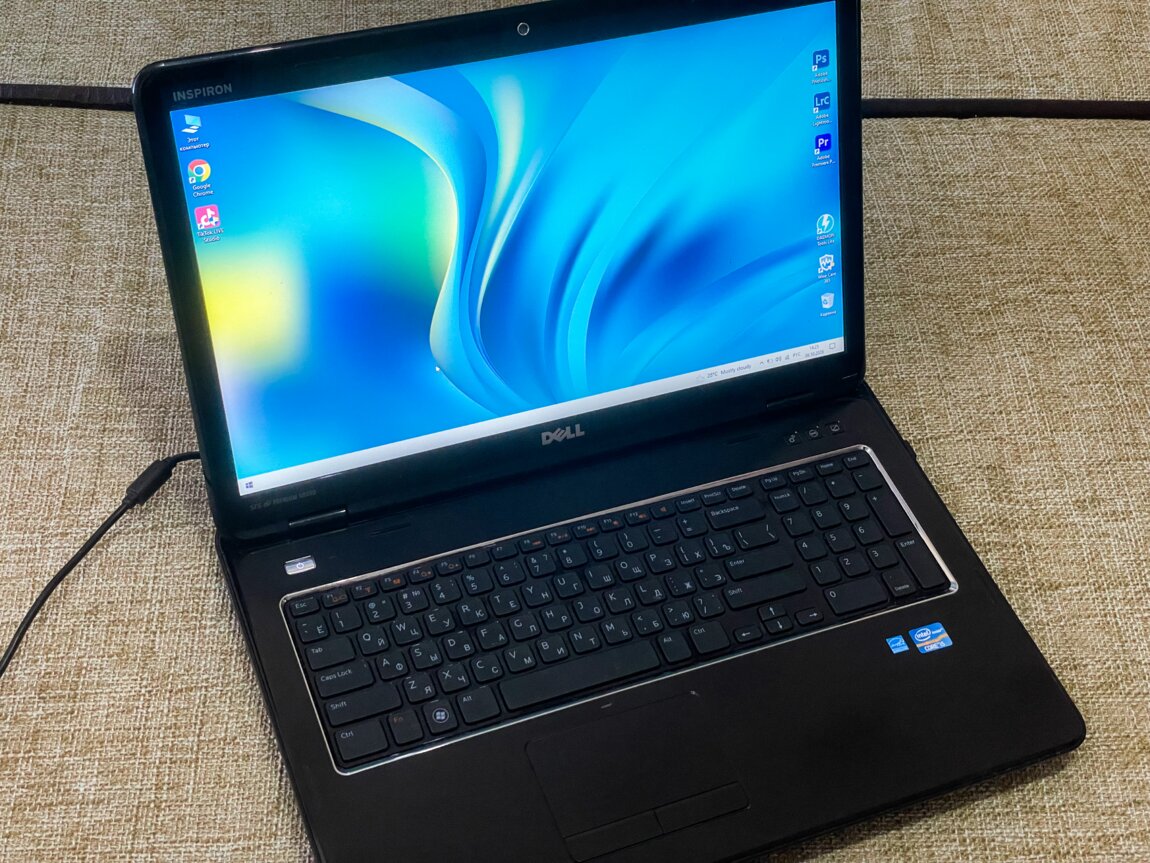 Ноутбук Dell Inspiron 17R, Core i5 / 6 ГБ / HDD 500 ГБ, экран 17.3
