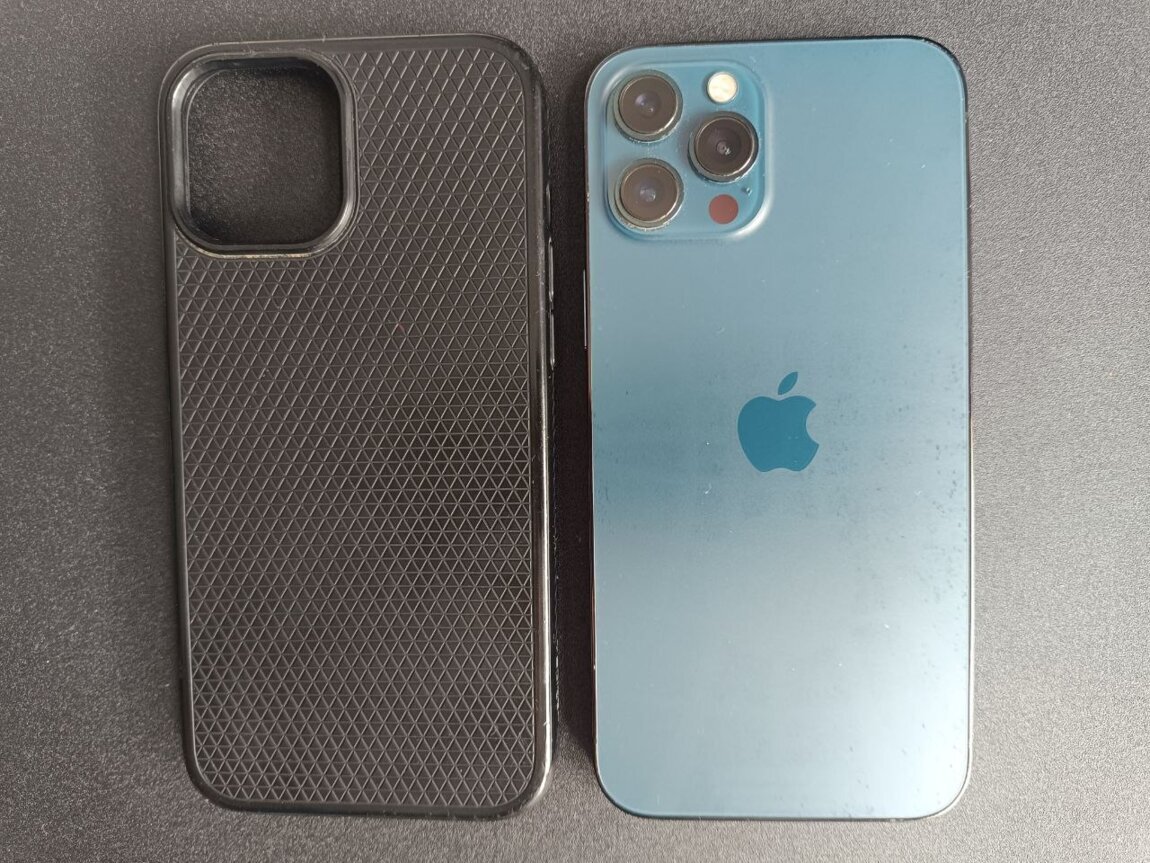 iPhone IPhone 12 Pro Max 256 Гб Батарея 73 % Face ID True Tone ЧЕХОЛ