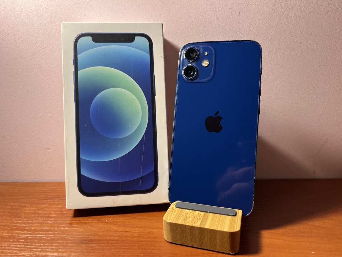 Продам iPhone 12 mini