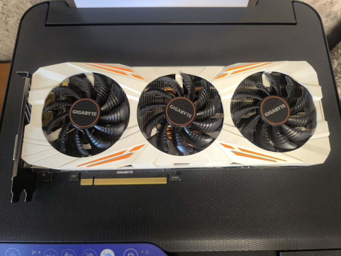 GTX 1080 Ti на 11 Gb