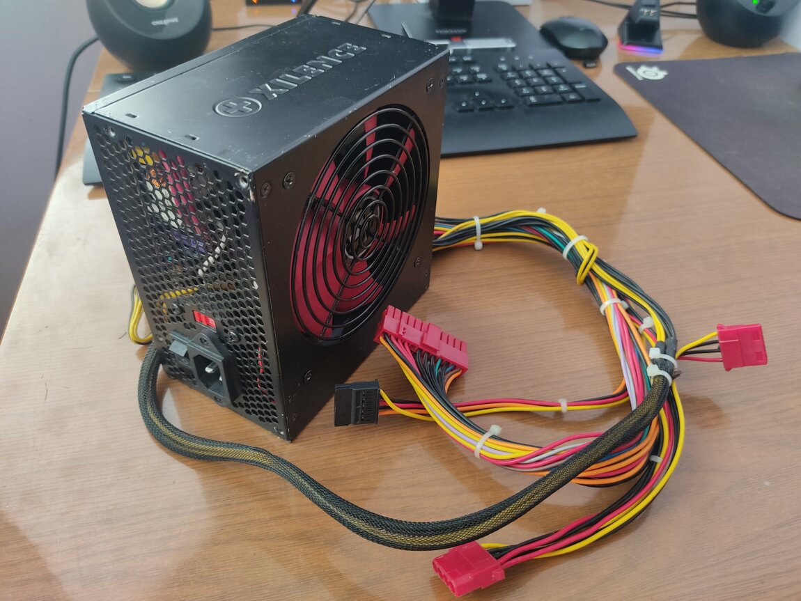 Блок питания Xilence 500 Вт