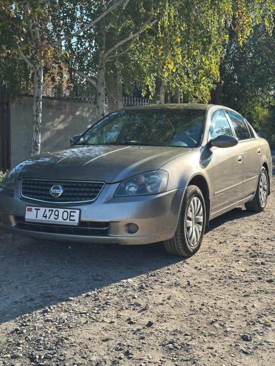 Nissan Altima 2004 г.