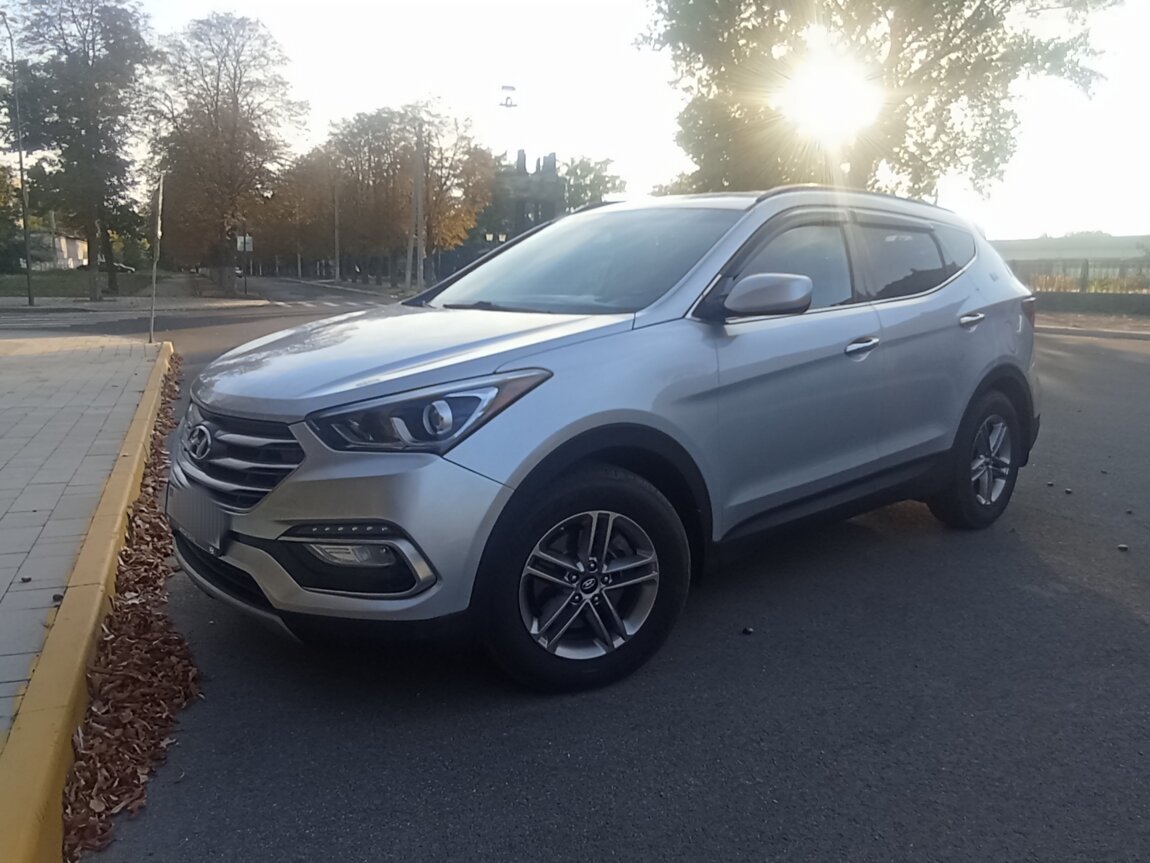 Hyundai Santa Fe 2017г.