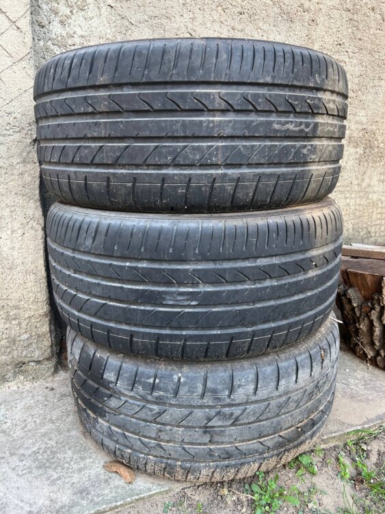 Шины Atturo AZ850 285/35 R22 3 штуки