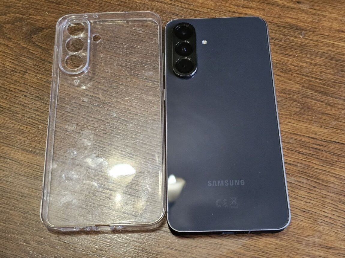 Samsung A56 8/256Gb, состояние нового, без торга