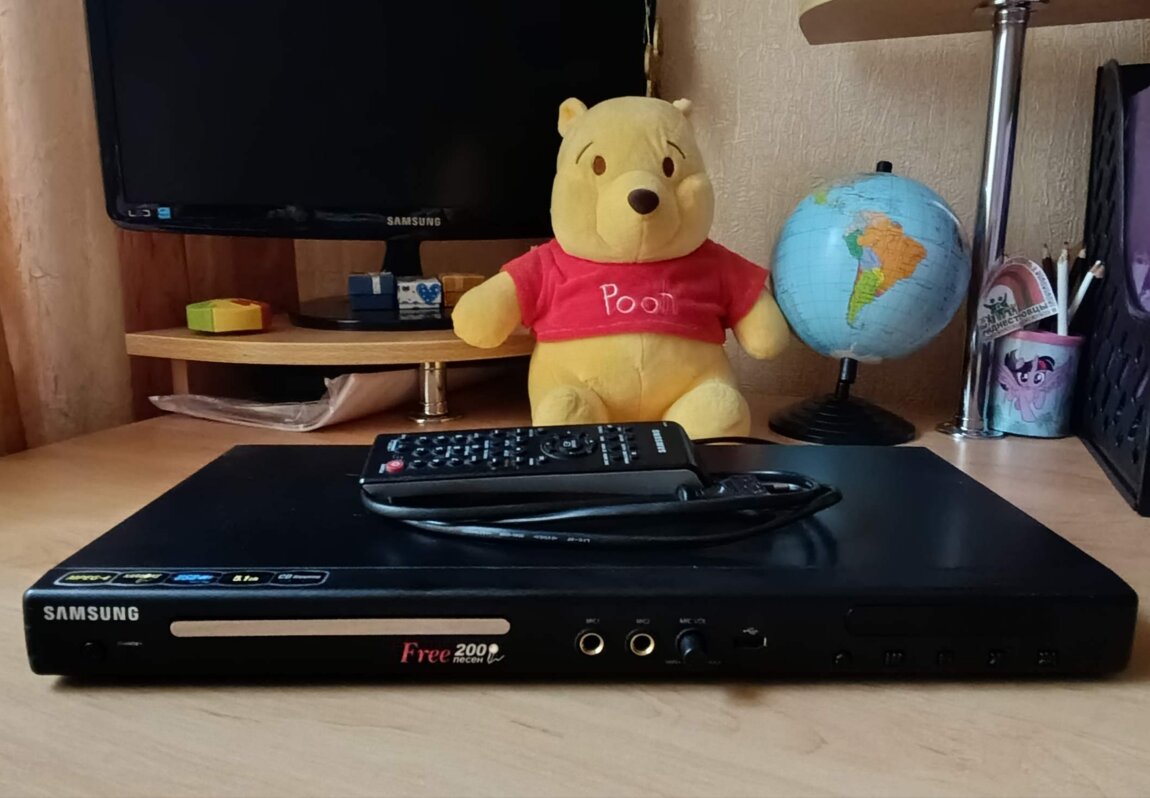 DVD плеер.