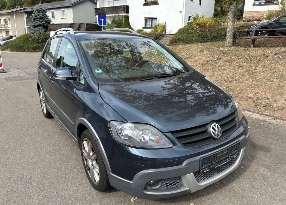 vw golf cross