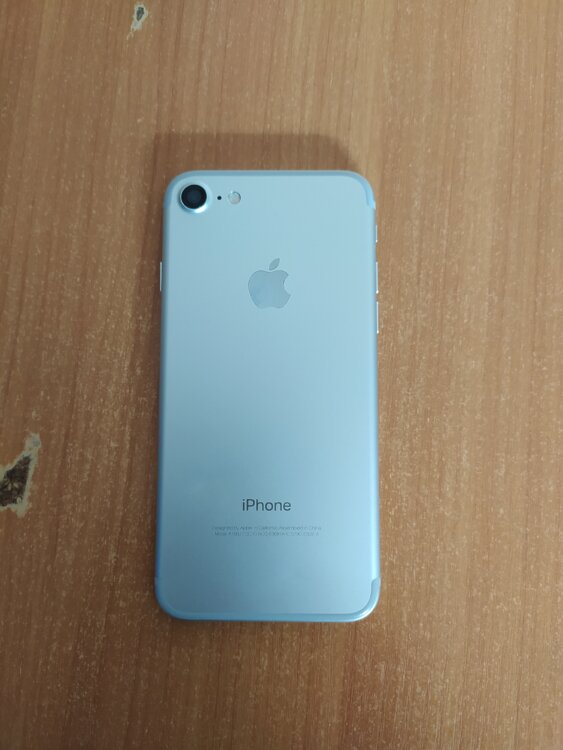 Продаю iPhone 7. 128 Гб