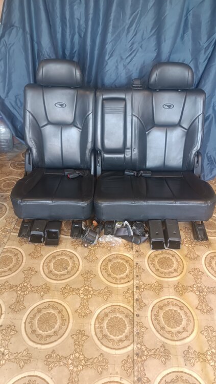 Продам новые в упаковке аккумуляторную модель вертолета и дроны