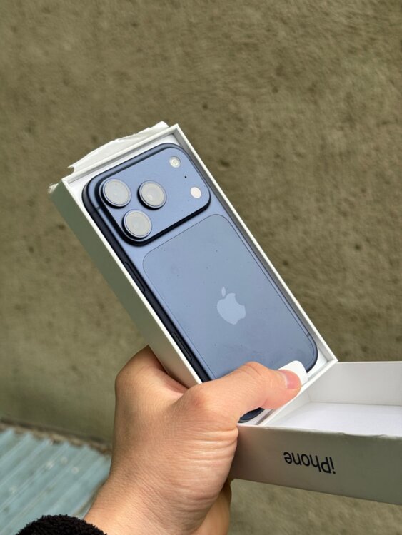 Новый - iPhone 17 Pro 256GB Deep Blue - New