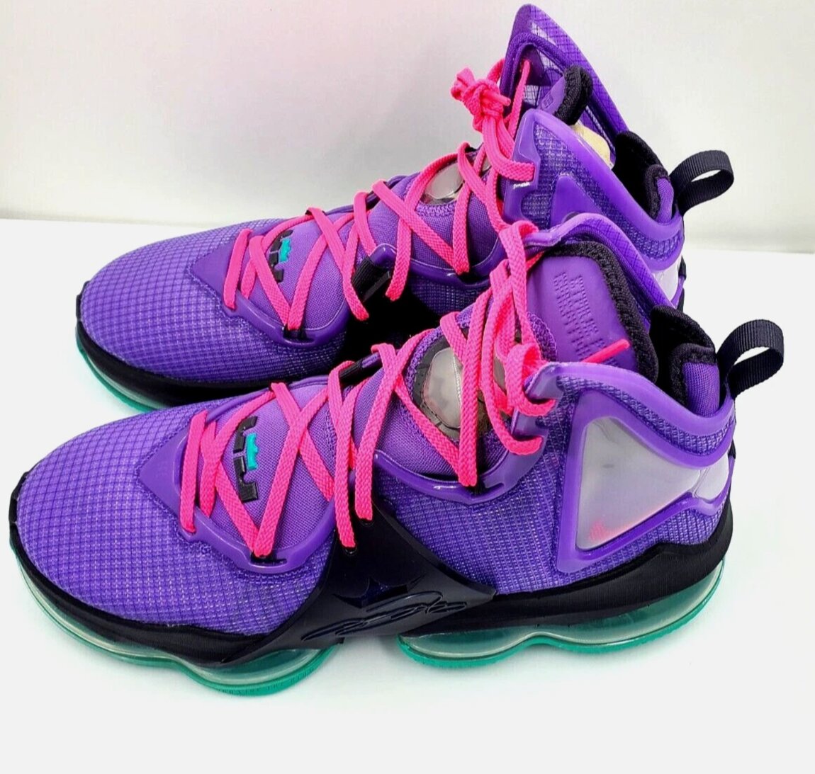 Оригинальные Nike, размер 45.5, стелька 30см.