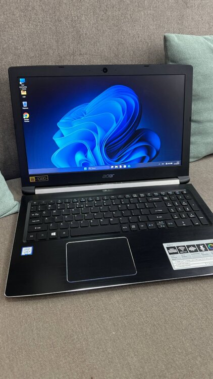 Acer Aspire 5 A515-51 / i5-8250u / 8gb DDR4 / 256 SSD / 15.6 FHD