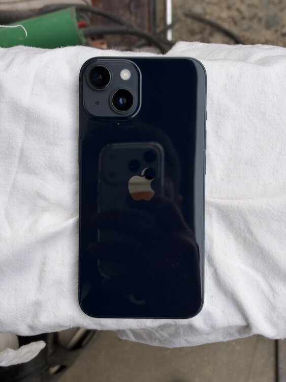 Продам iPhone 14 128 гб