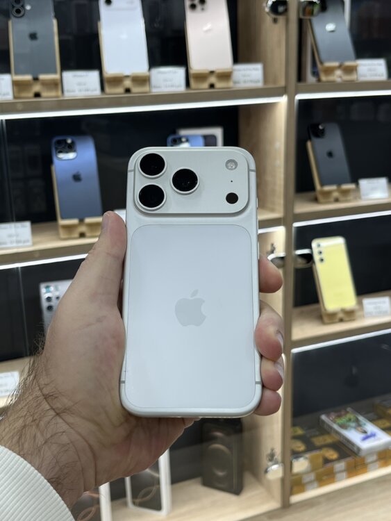 Продам iPhone 17 Pro 256 гб Гарантия + Рассрочка