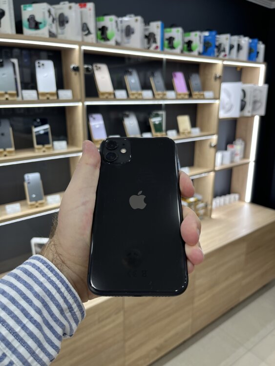 Продам iPhone 11 64 гб Гарантия + Рассрочка