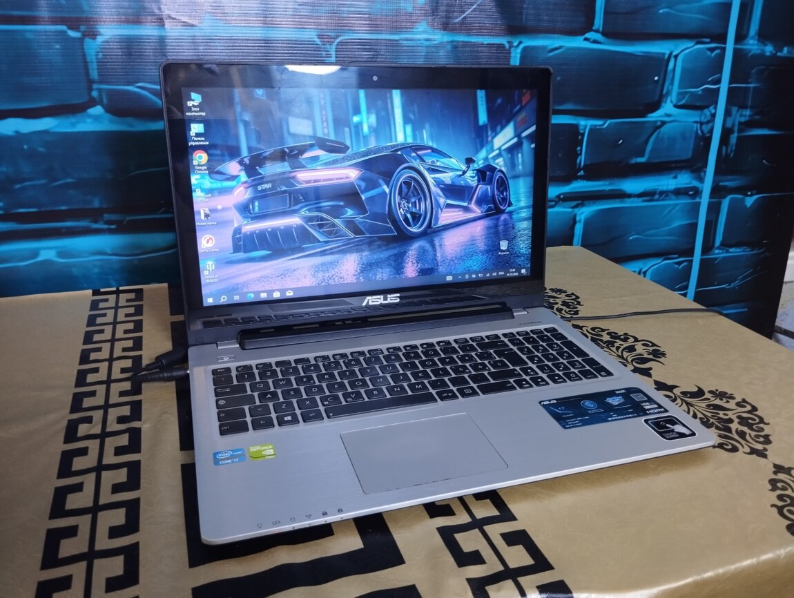 Сенсорный ультрабук - core i7 - ОЗУ 12 Гб. - ssd 256 Гб. - карта 2 Гб.