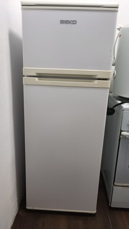 Продам холодильник Beko