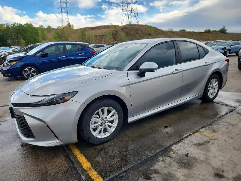 2025 TOYOTA CAMRY LE