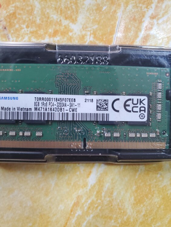 Продам RAM типа SO-DIMM DDR4 8 GB