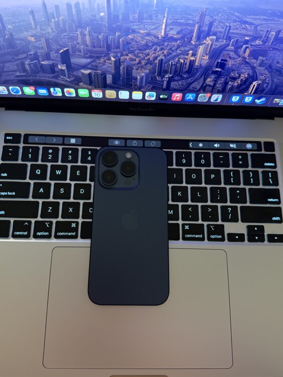 iPhone 15 Pro, battery - 100%
