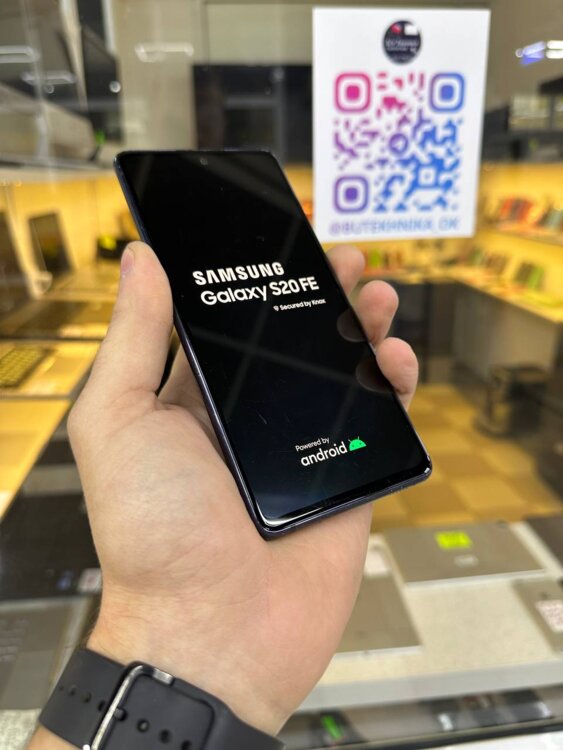 Samsung Galaxy S20 FE - 6/128gb