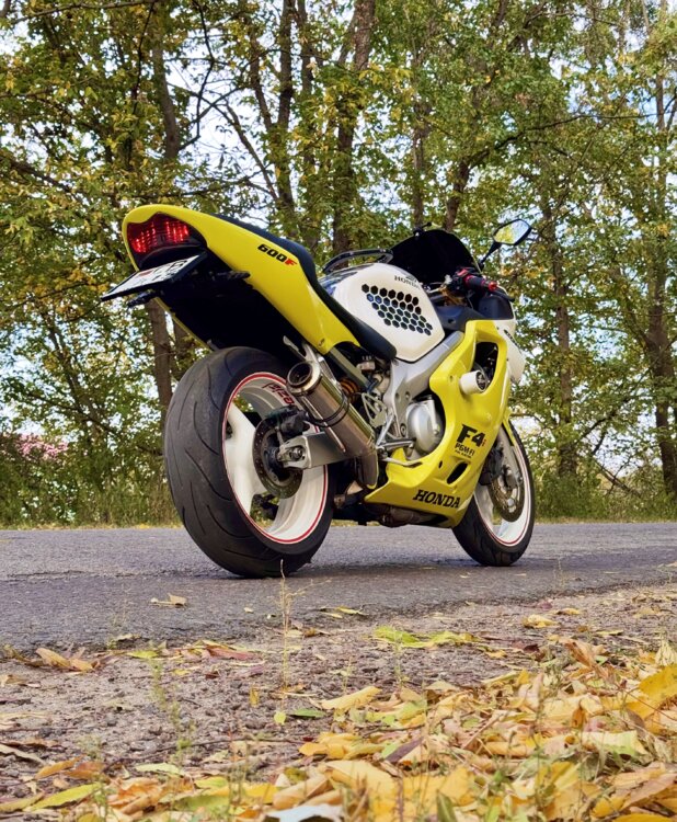 Honda CBR f4i