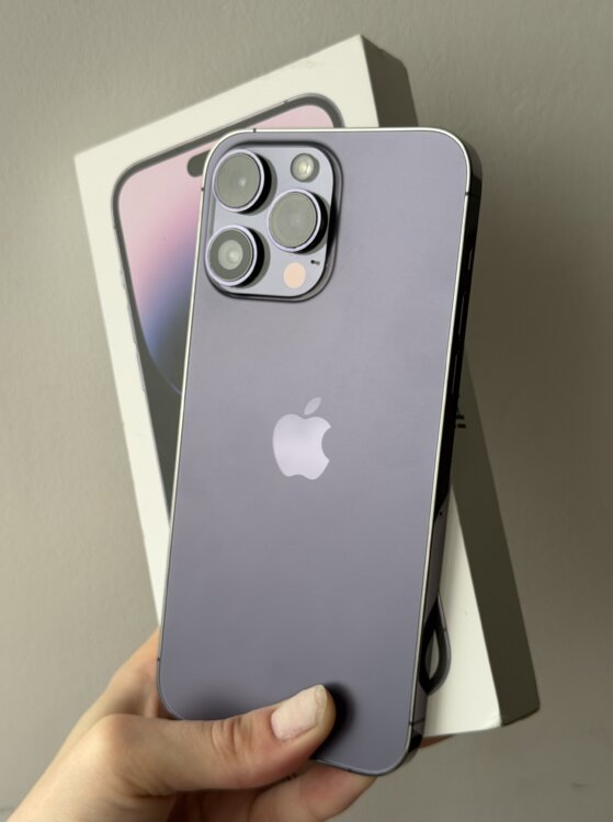 Продам iPhone 14 Pro Max