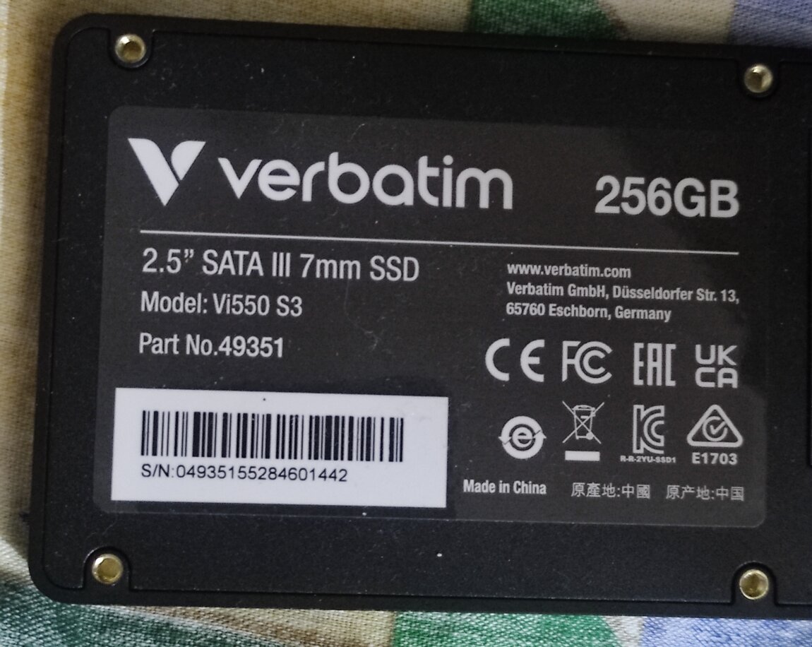 SSD 120 Gb; HDD 500 Gb; SWGA -1Gb; Мат. платы; Аккумуляторные батареи..