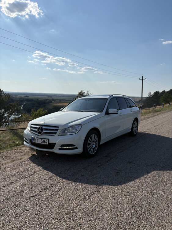 Продам Mersedes w204 c220 универсал