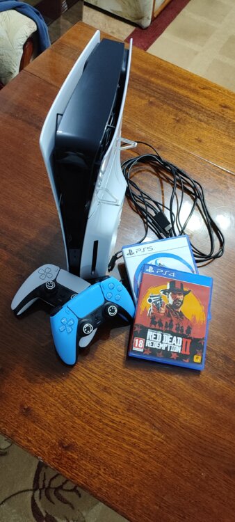 Продам Playstation 5