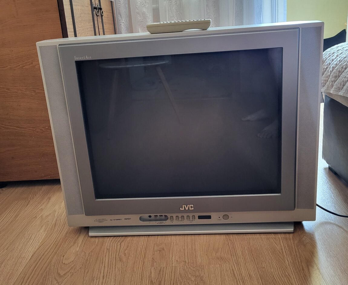 Продам Телевизор JVC