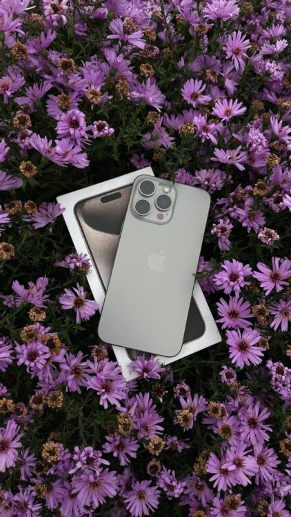 Apple iPhone 15 Pro Max 256 GB — отличное состояние.