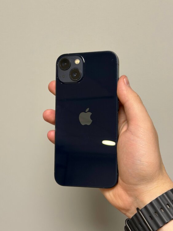 iPhone 13 128 Gb 100% Новая