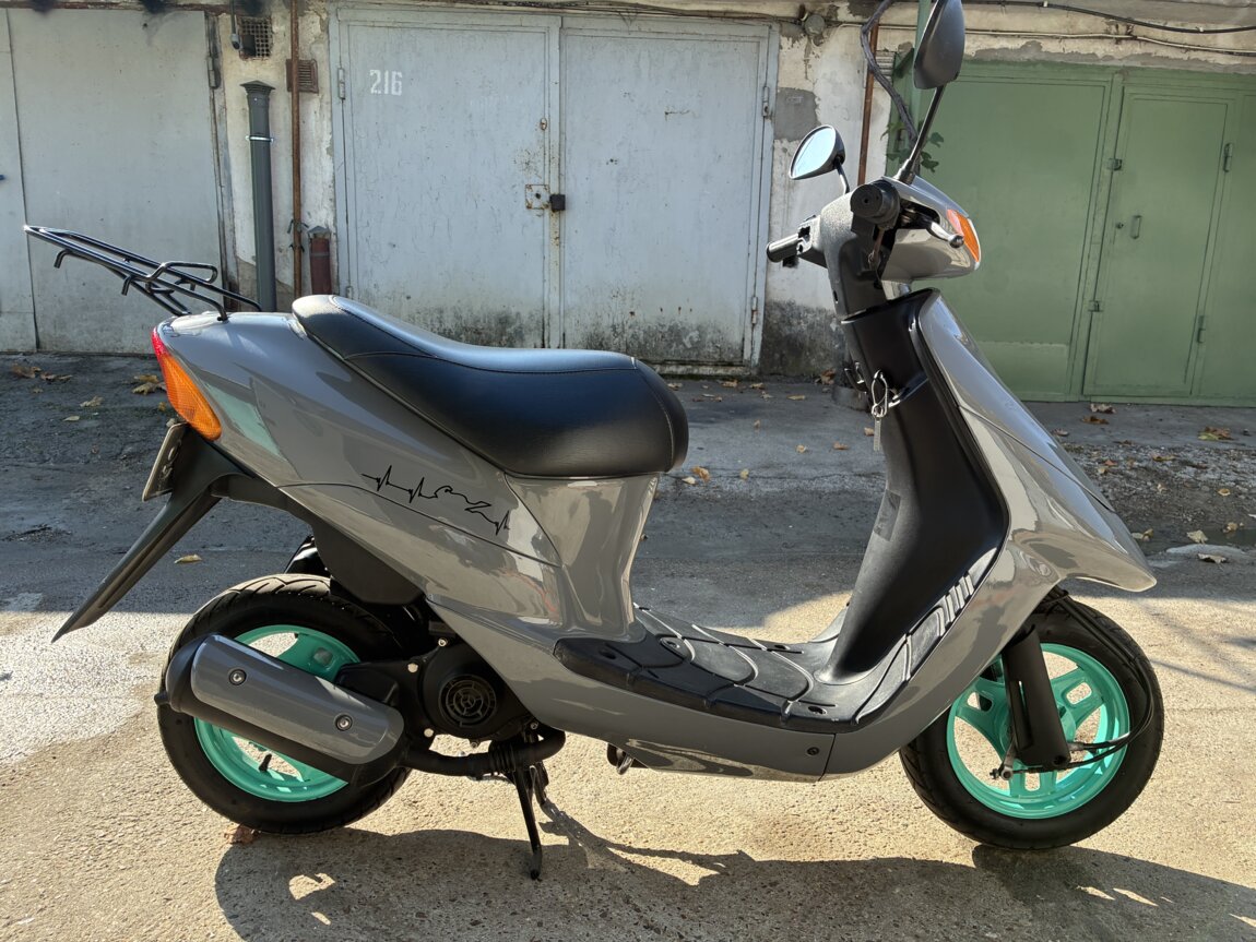 Продам отличный скутер SUZUKI Let's 2!