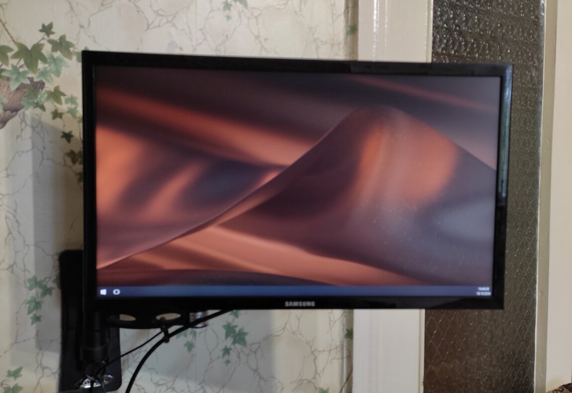 Монитор Samsung S22 F350 FHI