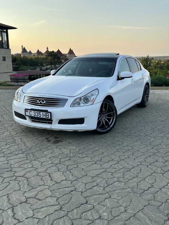 Продам отличный INFINITY G35 2008 год мотор 3.5л Газ-бензин