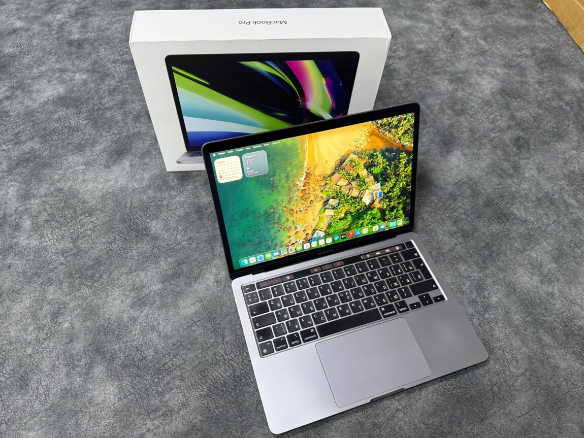 Продам MacBook Pro 13" M1 8 GB/256 GB