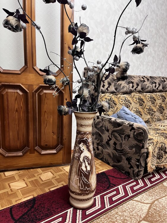 Большая декоративная ваза