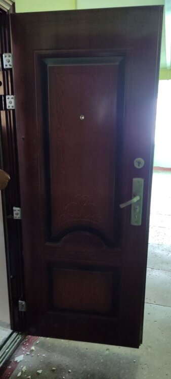 Продам металлические двери