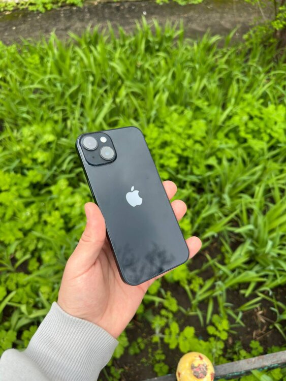 Продам iPhone 13/128