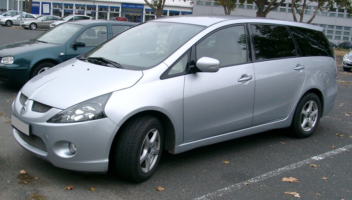 Разбираю Mitsubishi Grandis