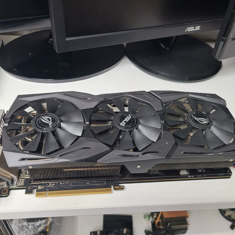 ASUS ROG STRIX RX 580 8GB gddr5| 256 bit| gaming| гарантия 3 мес.