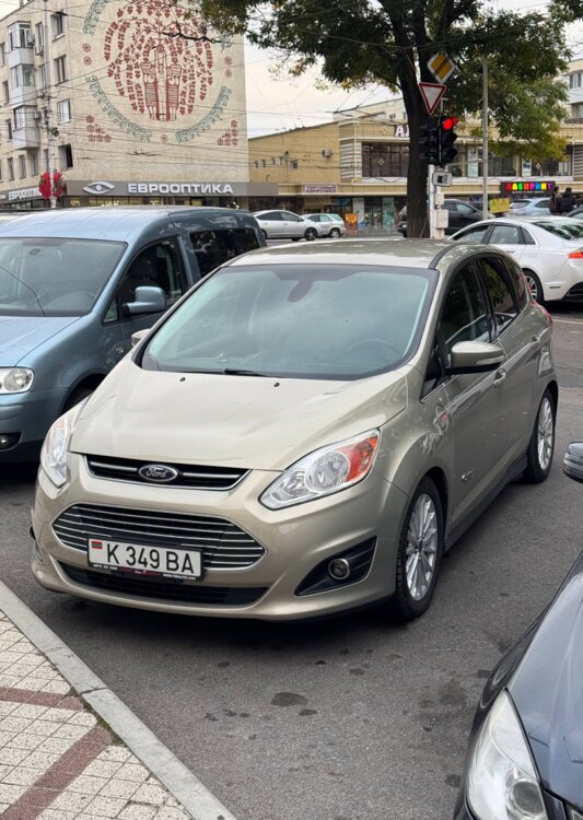 Ford C-Max Energi| 2.0 Plug-in Hybrid 2016 год