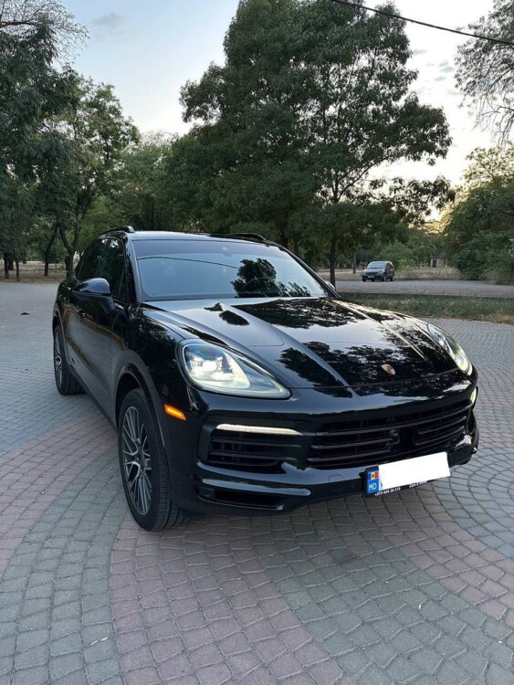 Porsche Cayenne, 2020 год 3.0 бензин • полный привод