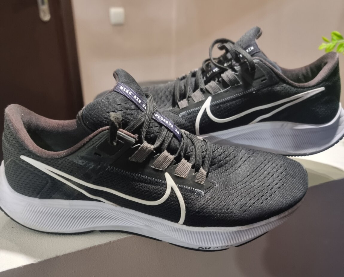 Nike оригинал, размер 41, стелька 26.5